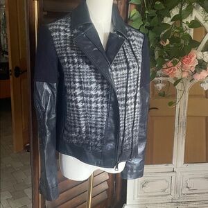 NWT $398 BCBG Madison Navy and Gray Leather Jacket XS